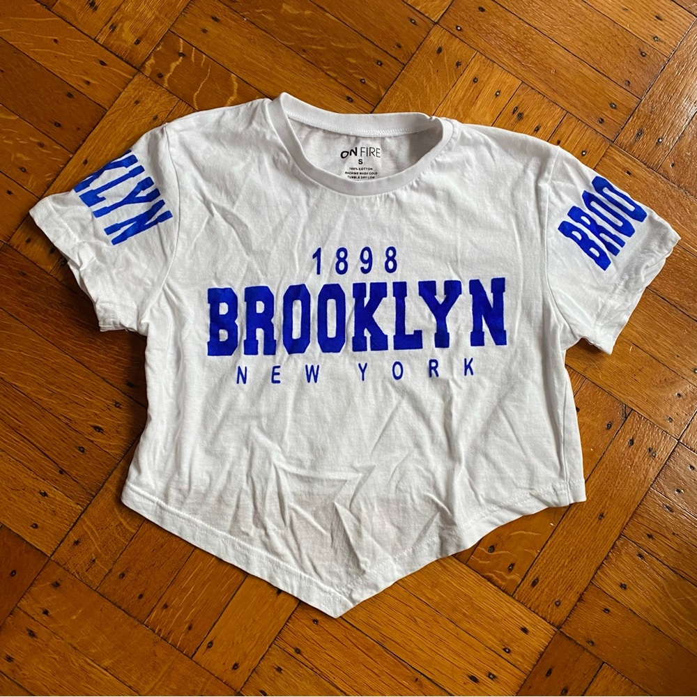 100% Cotton Brooklyn Graphic Tee Bandana V T Shirt On Fire Classic White Tee